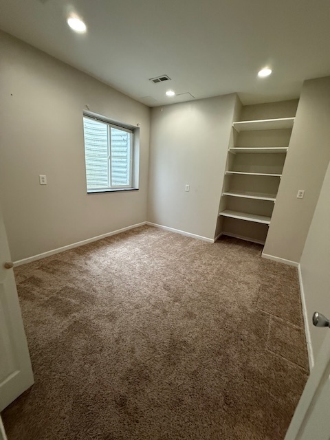 9 Lilac Court Bolingbrook, IL 60490 - Photo 13 of 32