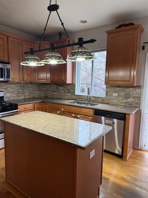 9 Lilac Court Bolingbrook, IL 60490 - Photo 8 of 32