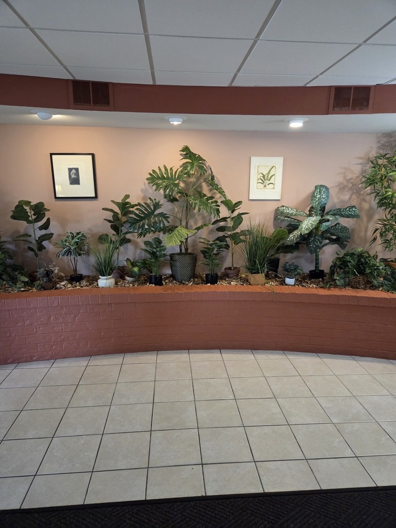 1000 South Lorraine Road, Unit 110 Wheaton, IL 60189 - Photo 20 of 23 Gallery Image 20