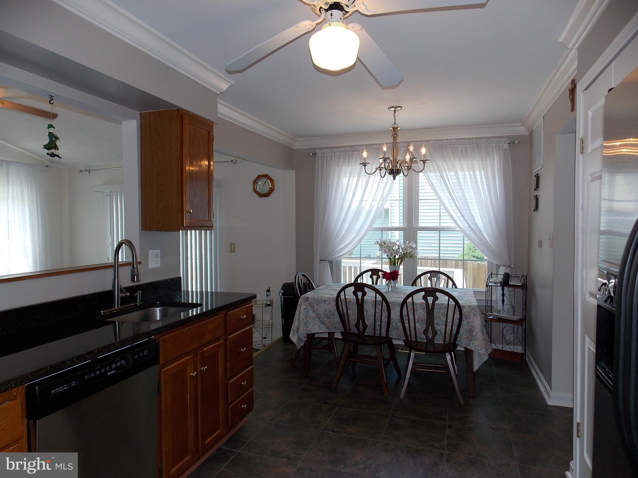 31 Winehurst Road Catonsville, MD 21228 - Photo 9 of 30 Kitchen