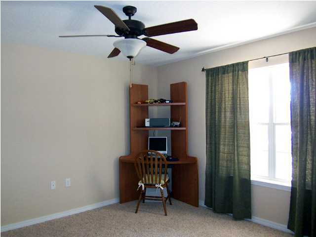 435 Ridge Lake Road Crestview, FL 32536 - Photo 9 of 16 a workspace with furniture and window