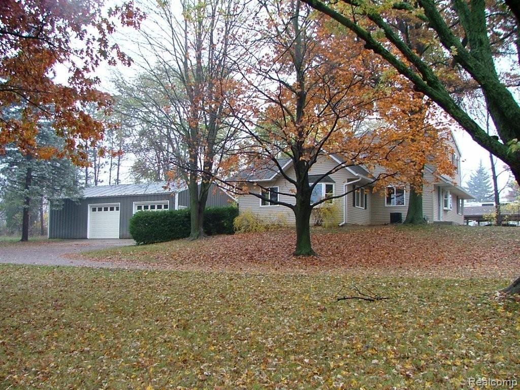 184 Chilson Road Howell, MI 48843 - Photo 2 of 21 1.2 Acres