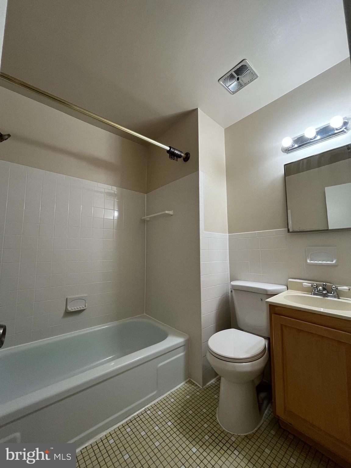 8034 Inverness Ridge Road Potomac, MD 20854 - Photo 19 of 31