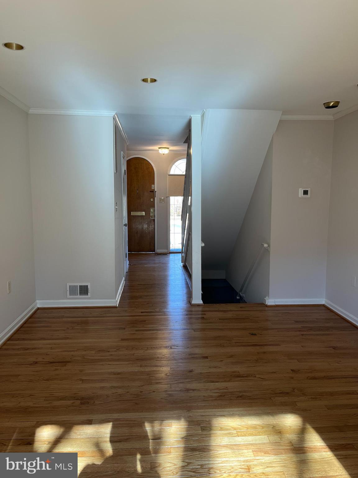 8034 Inverness Ridge Road Potomac, MD 20854 - Photo 7 of 31