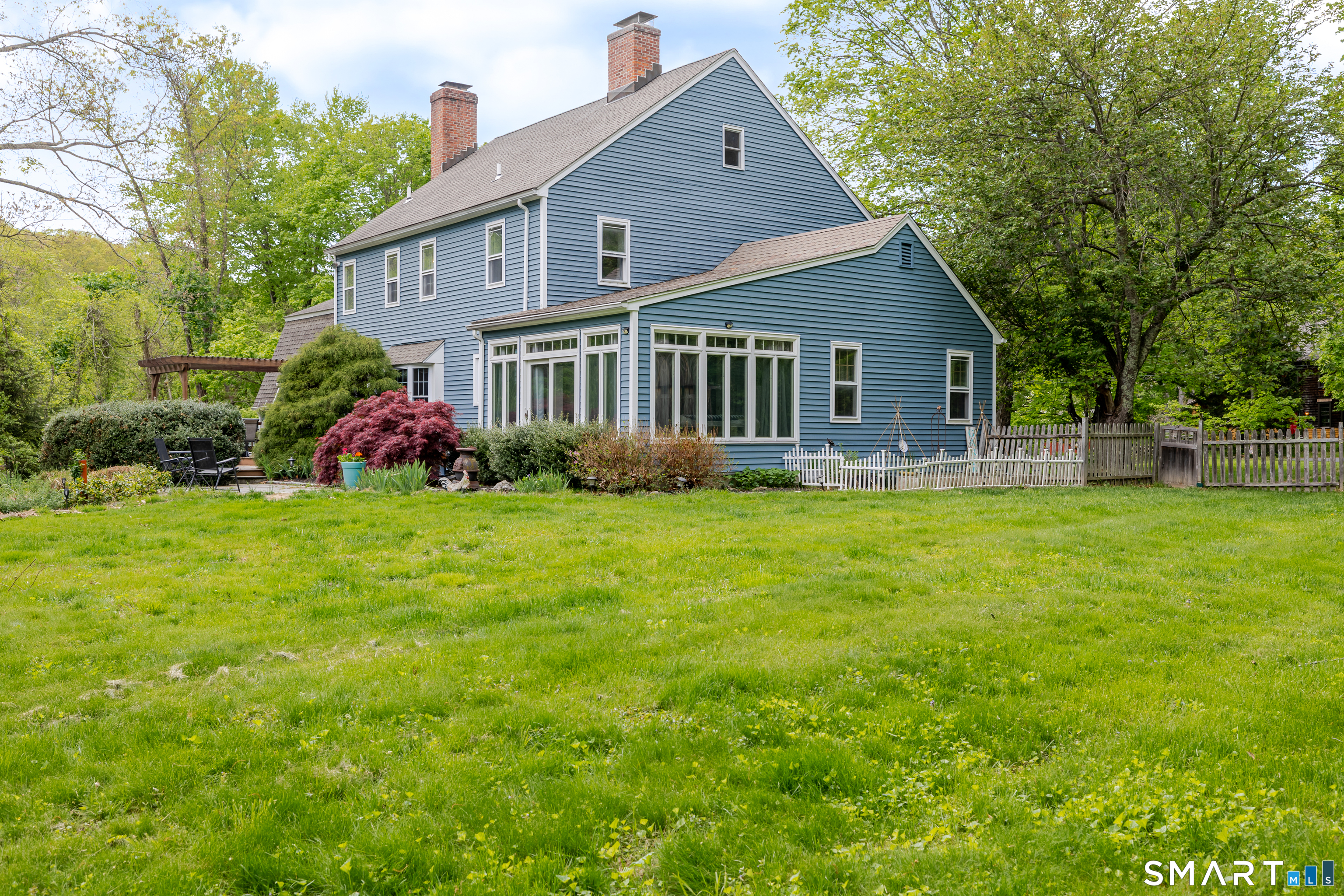 40 Echo Valley Road Newtown, CT 06470 - Photo 4 of 39