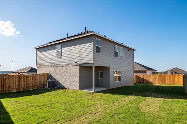 $2,100 | 109 Winged Foot Court, San Marcos, TX 78666