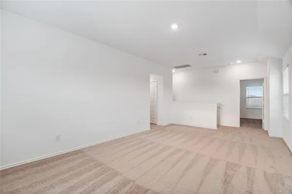 $2,100 | 109 Winged Foot Court, San Marcos, TX 78666