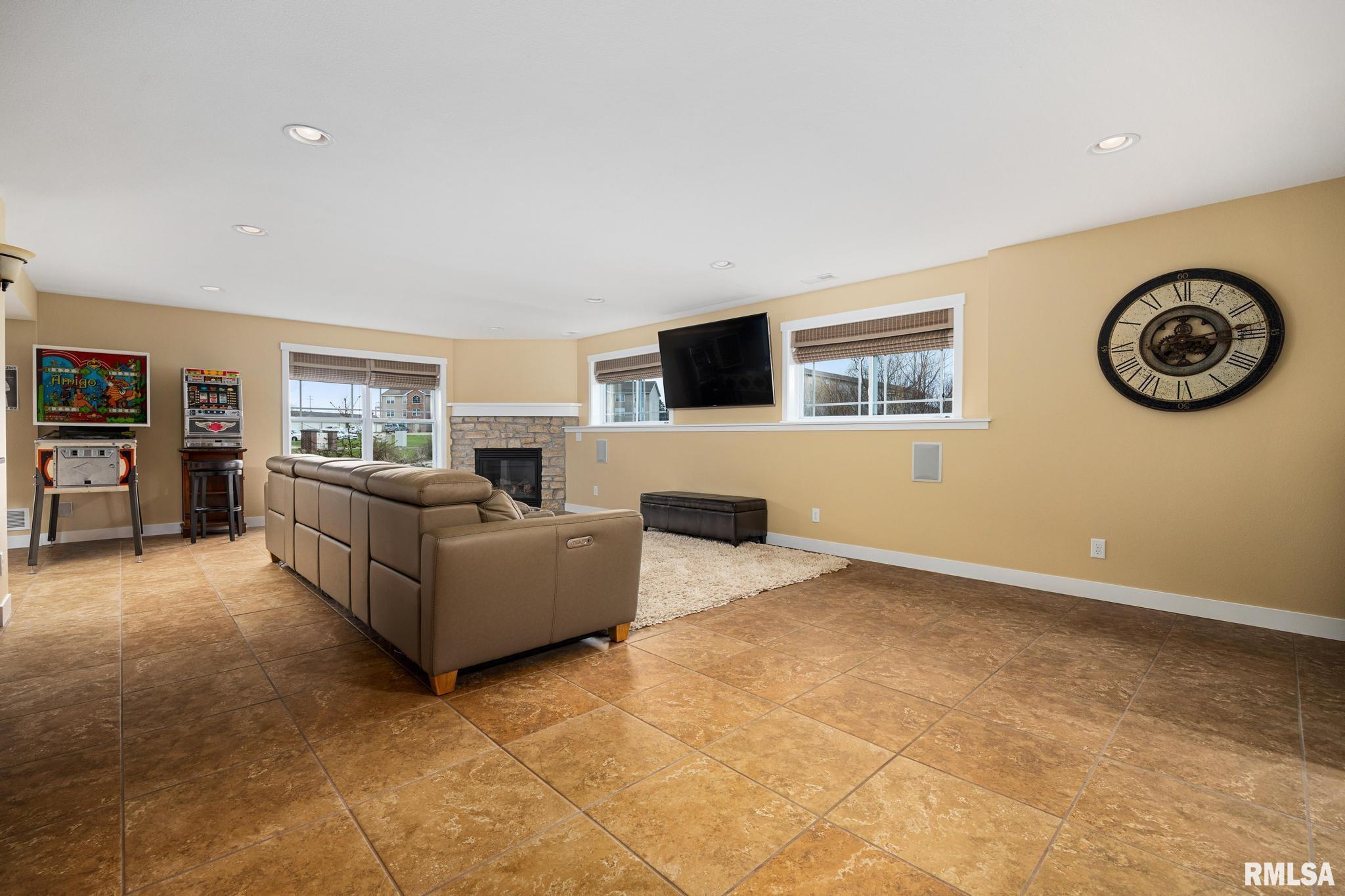 1810 Kingsbury Road Washington, IL 61571 - Photo 28 of 42