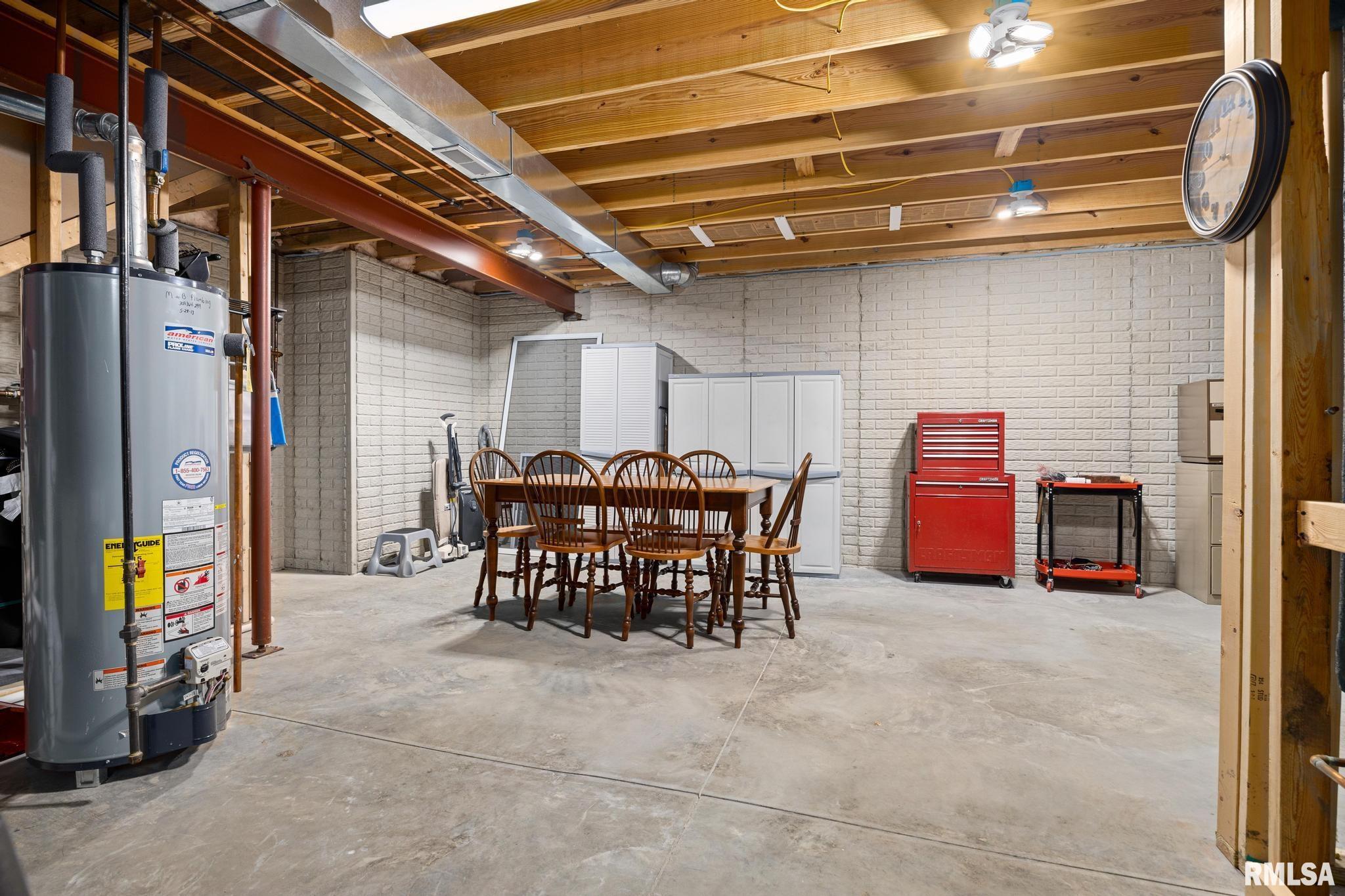 1810 Kingsbury Road Washington, IL 61571 - Photo 37 of 42