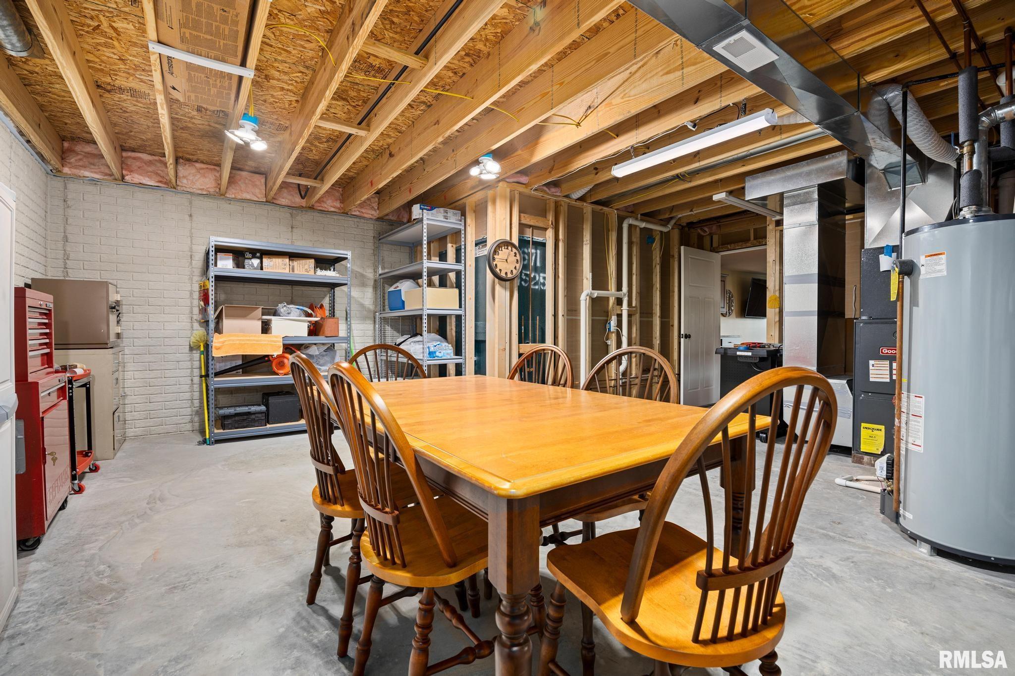 1810 Kingsbury Road Washington, IL 61571 - Photo 38 of 42