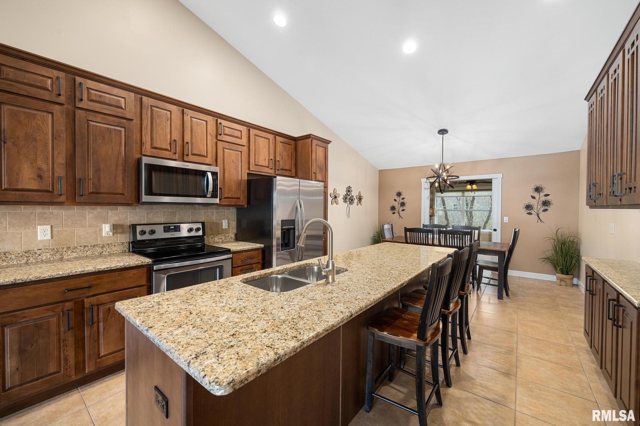 1810 Kingsbury Road Washington, IL 61571 - Photo 10 of 42