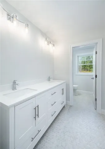 $899,900 | 0 Upper Farm Way, Johnston, RI 02919