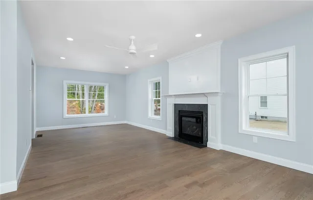 $899,900 | 0 Upper Farm Way, Johnston, RI 02919