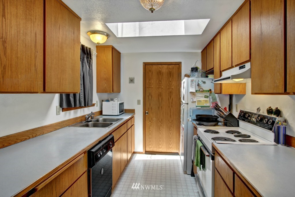 1025 Vernon Road Lake Stevens, WA 98258 - Photo 15 of 17 Gallery Image 15