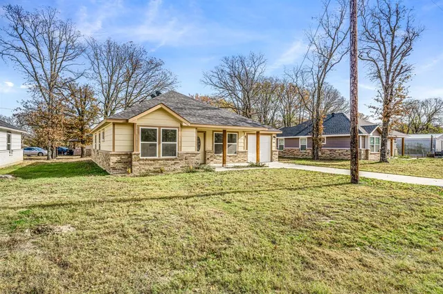 $214,000 | 800 Hemlock Drive, West Tawakoni, TX 75474