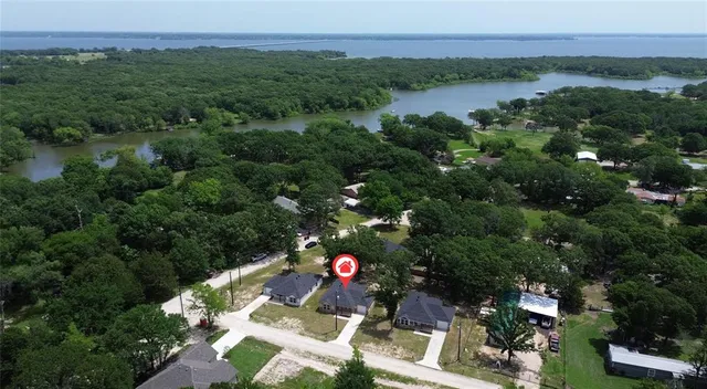 $214,000 | 800 Hemlock Drive, West Tawakoni, TX 75474