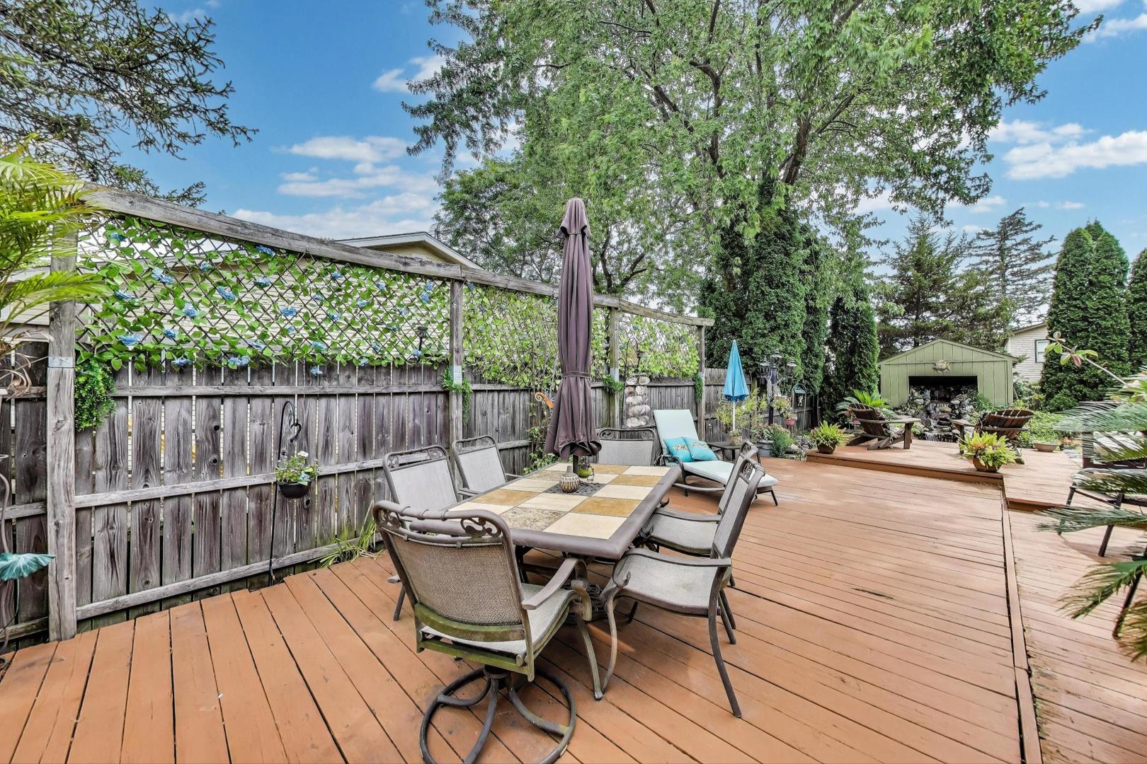 161 East Old Bridge Road Palatine, IL 60067 - Photo 35 of 50 Gallery Image 35