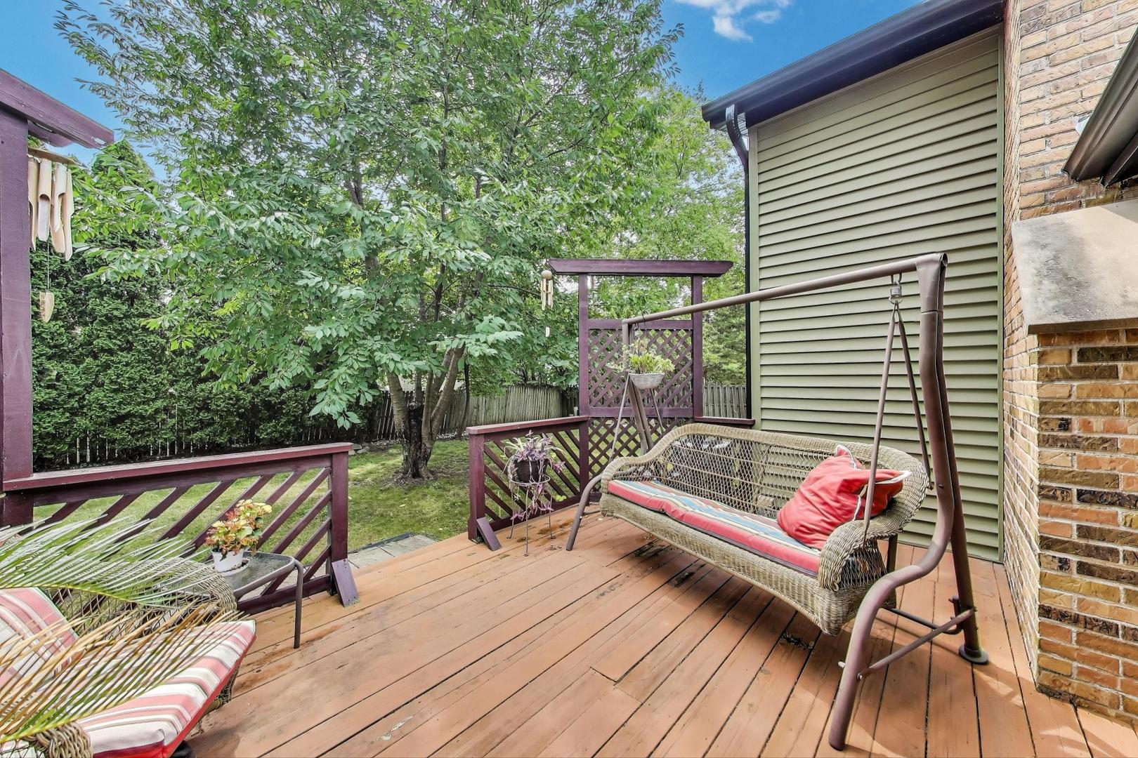 161 East Old Bridge Road Palatine, IL 60067 - Photo 43 of 50 Gallery Image 43