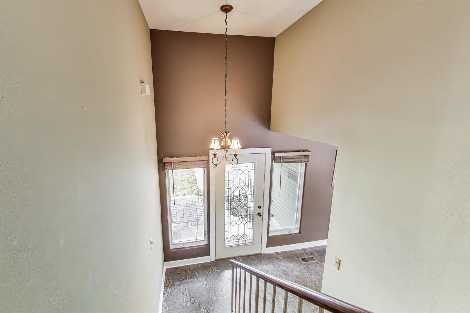 161 East Old Bridge Road Palatine, IL 60067 - Photo 6 of 50 Gallery Image 6
