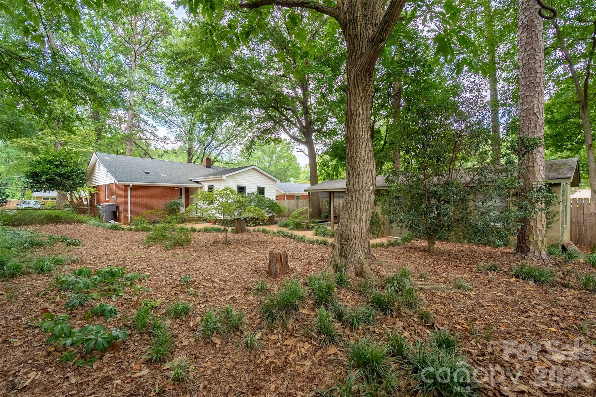 2911 Enfield Road Charlotte, NC 28205 - Photo 31 of 32 Gallery Image 31