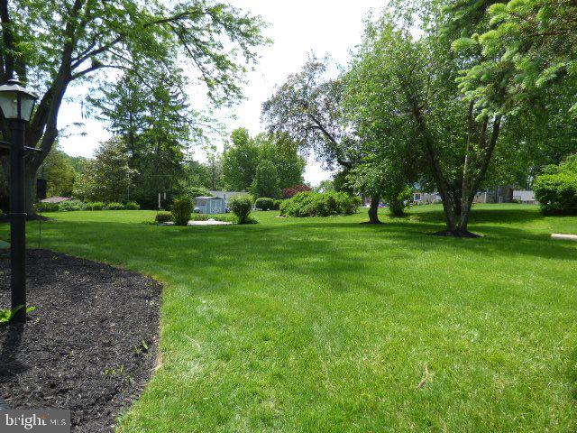 1970 Hawthorne Road York, PA 17406 - Photo 19 of 21 Gallery Image 19