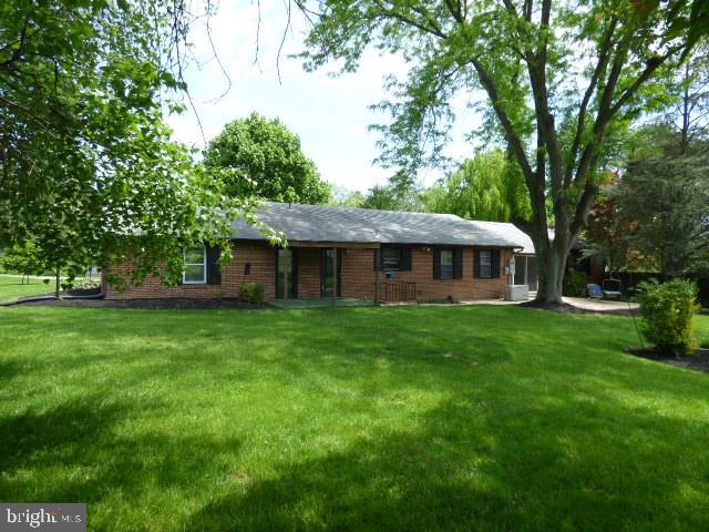 1970 Hawthorne Road York, PA 17406 - Photo 20 of 21 Gallery Image 20