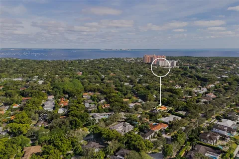 $2,999,000 | 6520 San Vicente Street, Coral Gables, FL 33146