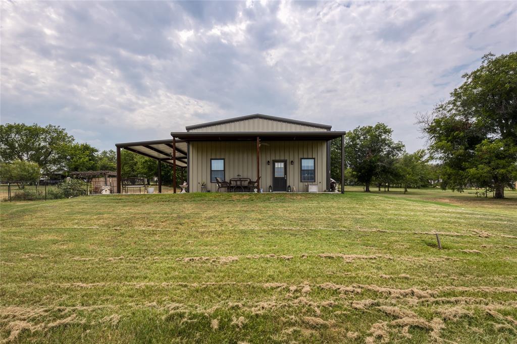 210 Spring Branch Trail North Springtown, TX 76082 - Photo 2 of 36 a front view of house with yard