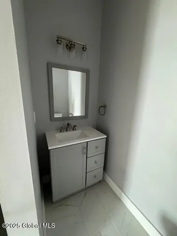 $1,450 | Undisclosed Address, Hoosick Falls, NY 12090