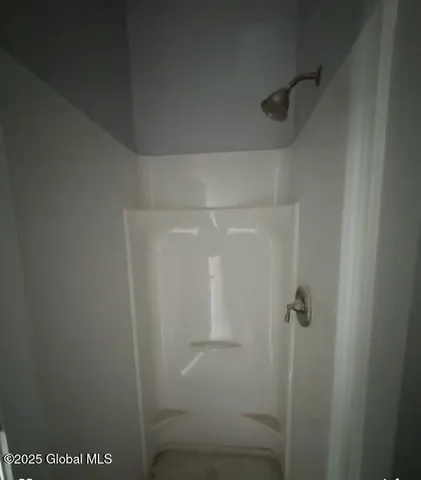 $1,450 | Undisclosed Address, Hoosick Falls, NY 12090