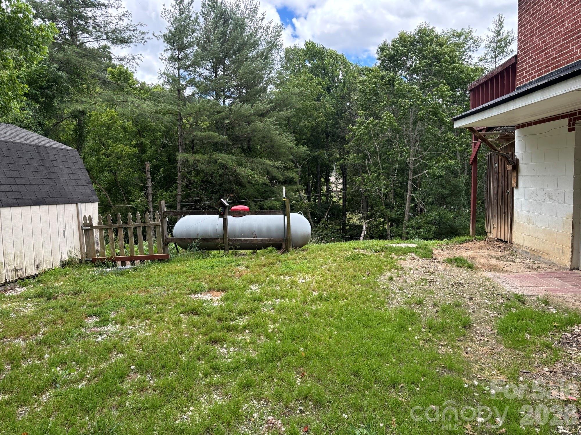 86 Jack Sullins Road Spruce Pine, NC 28777 - Photo 37 of 48