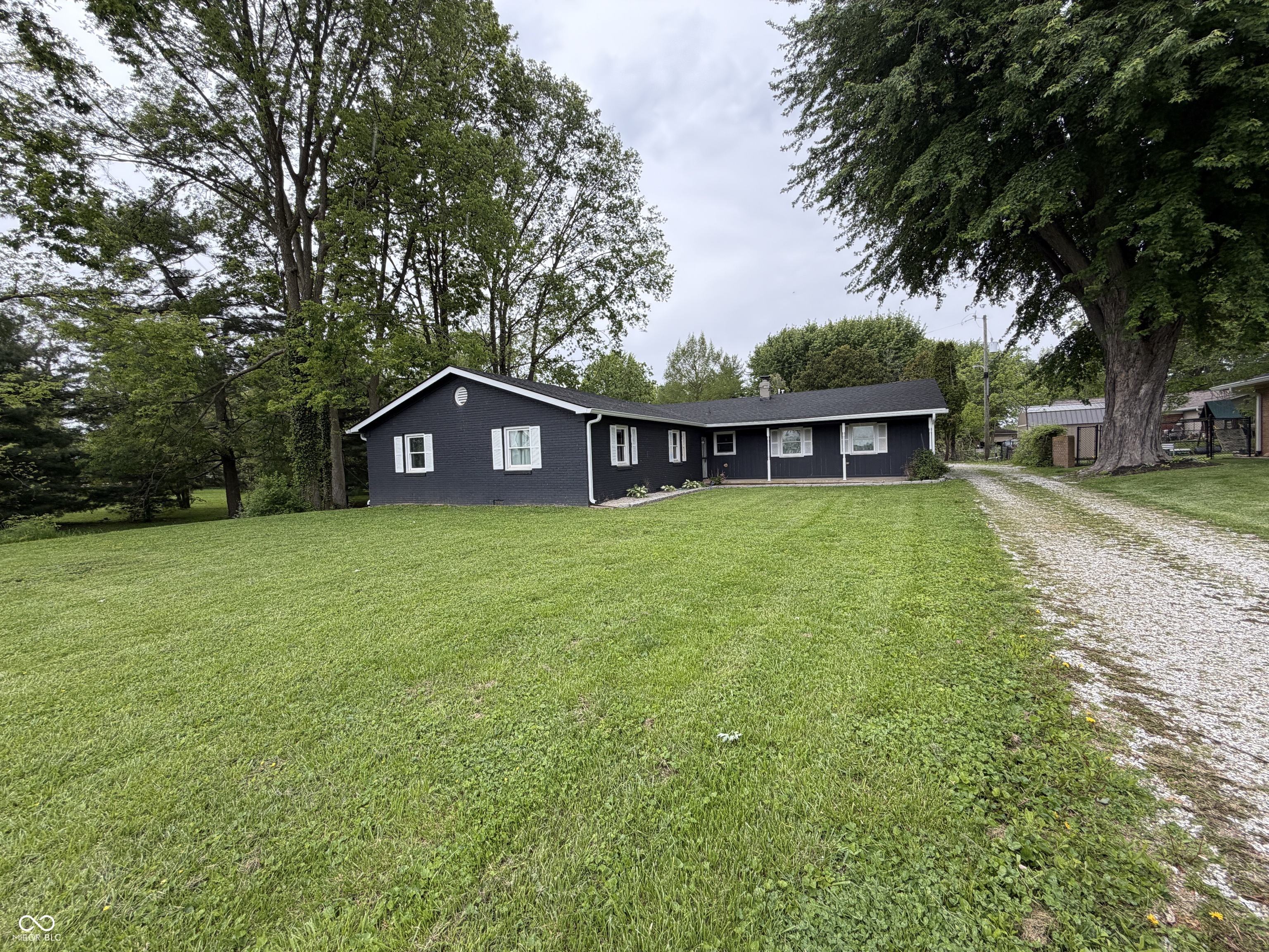 2258 Country Club Road Crawfordsville, IN 47933 - Photo 2 of 55