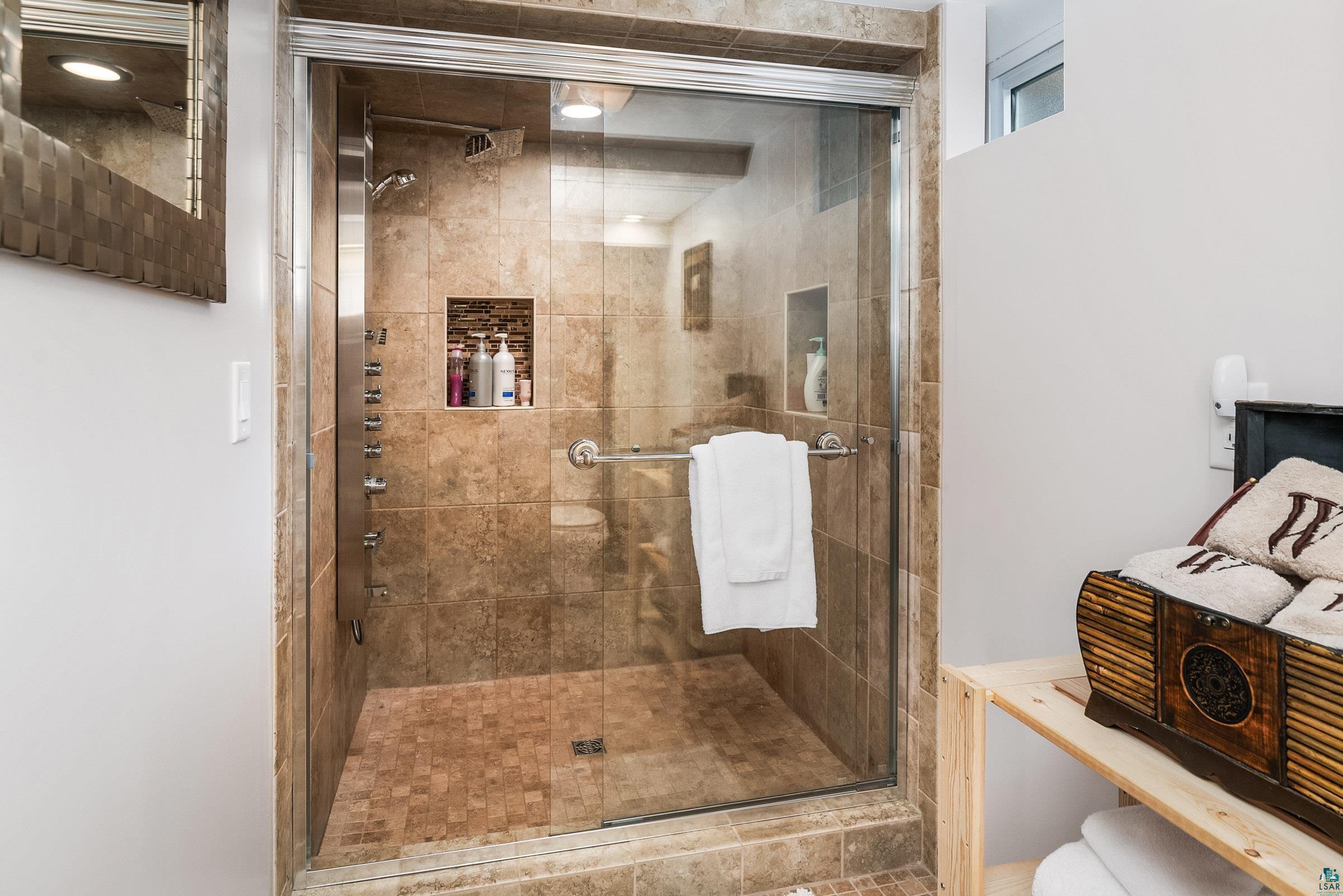 3122 Decker Road Duluth, MN 55811 - Photo 26 of 43 Gallery Image 26