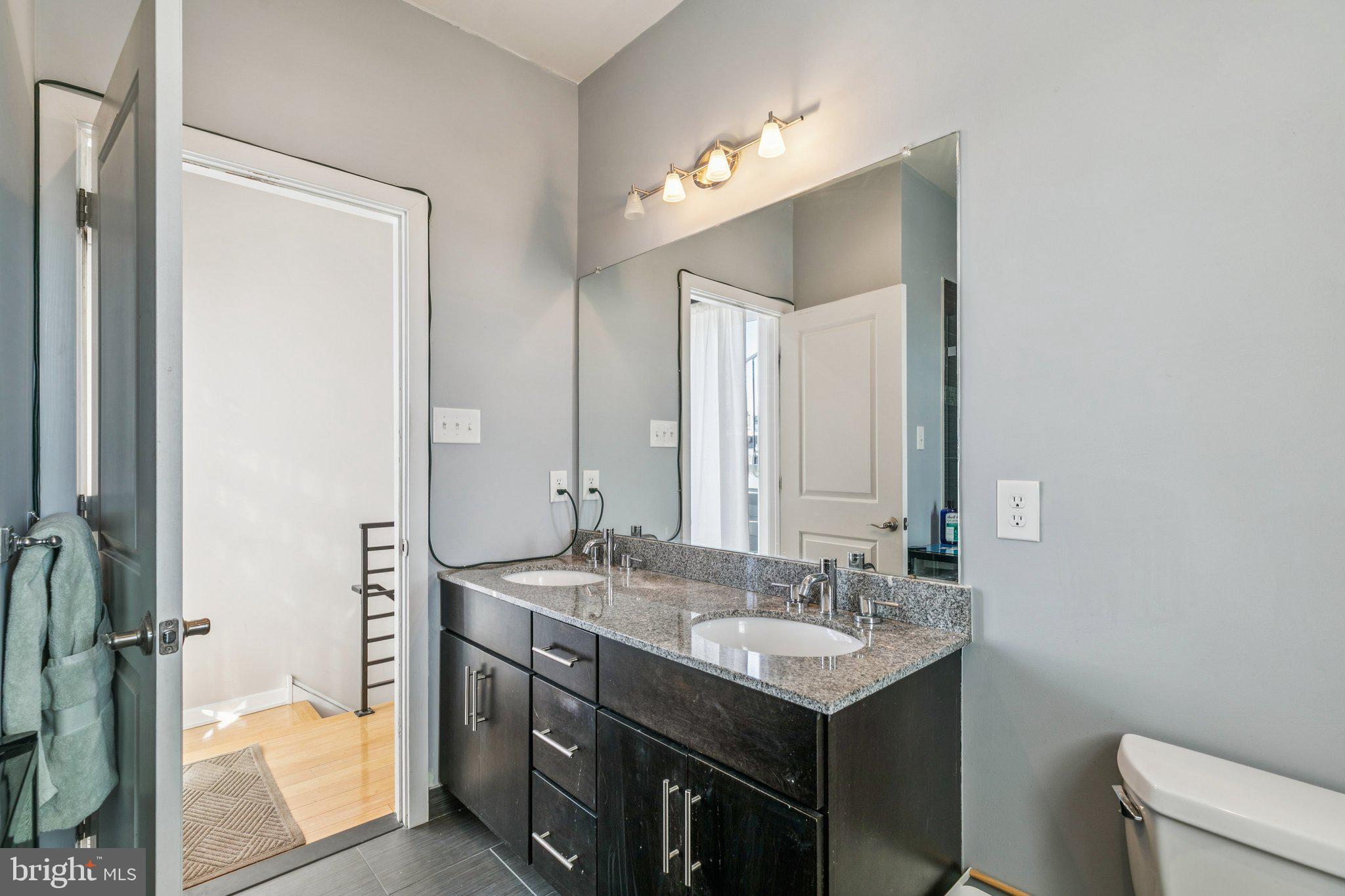 2400 Madison Square Philadelphia, PA 19146 - Photo 19 of 39