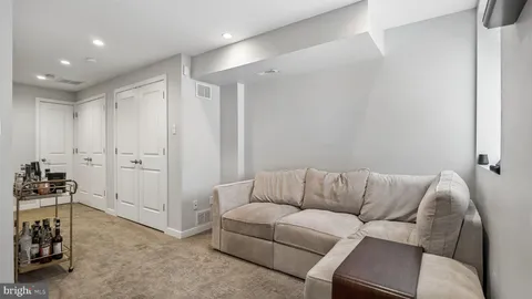 $675,000 | 2400 Madison Square, Philadelphia, PA 19146