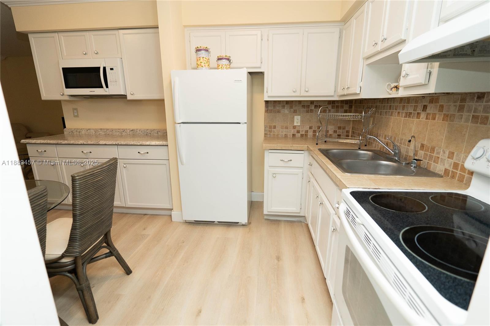 2121 Northeast 42nd Court, Unit 202C Lighthouse Point, FL 33064 - Photo 11 of 21