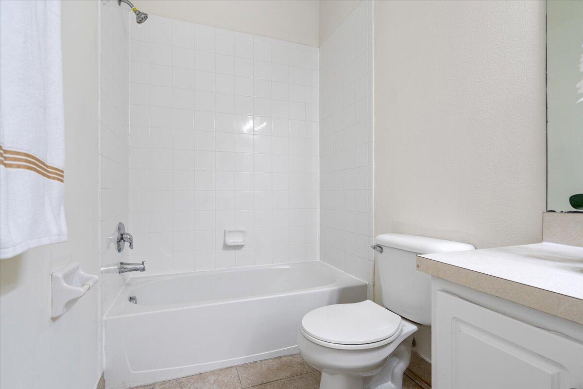 9533 Windrift Circle Fort Pierce, FL 34945 - Photo 36 of 52 36-9533WindriftCir_36