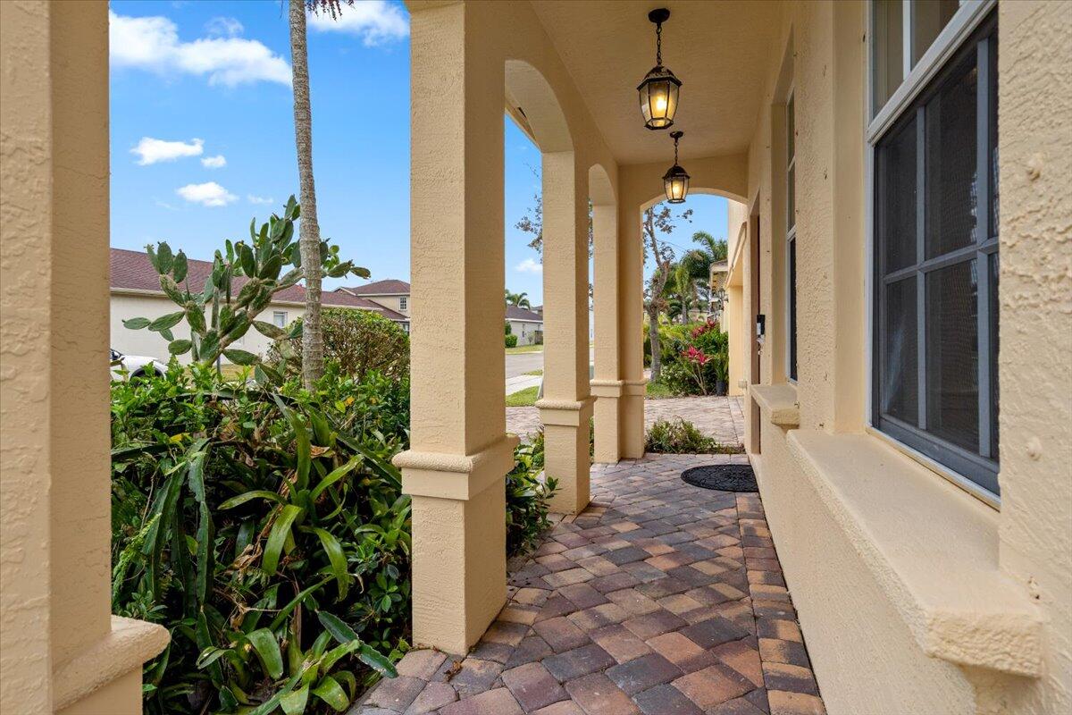 9533 Windrift Circle Fort Pierce, FL 34945 - Photo 4 of 52 04-9533WindriftCir_04