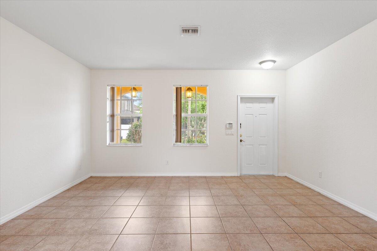 9533 Windrift Circle Fort Pierce, FL 34945 - Photo 7 of 52 07-9533WindriftCir_07