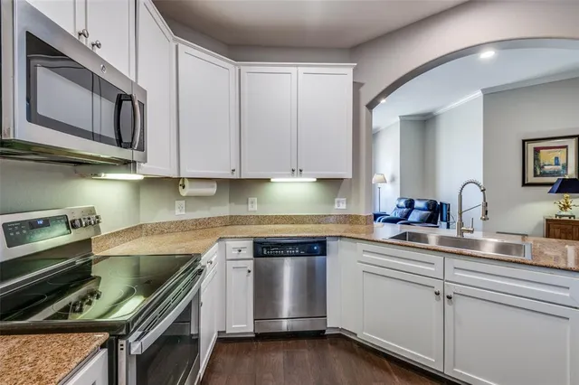 $435,000 | 330 Las Colinas Boulevard East, Unit 1424, Irving, TX 75039