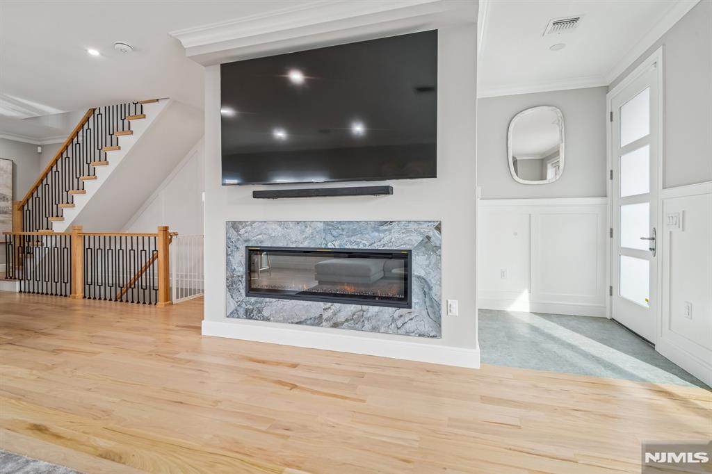 305 8th Street, Unit 2 Fairview, NJ 07022 - Photo 12 of 27