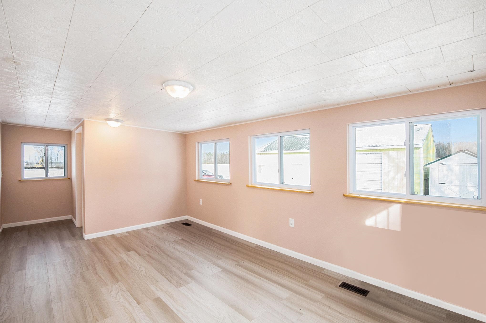 7111 East Deckerville Road Deford, MI 48729 - Photo 10 of 23