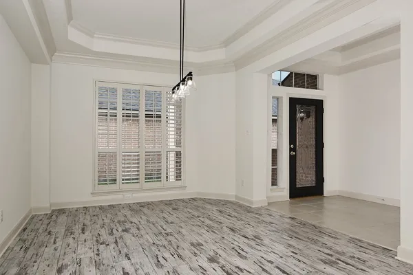 $3,800 | 15 Rockledge Drive, The Woodlands, TX 77382