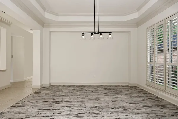 $3,800 | 15 Rockledge Drive, The Woodlands, TX 77382