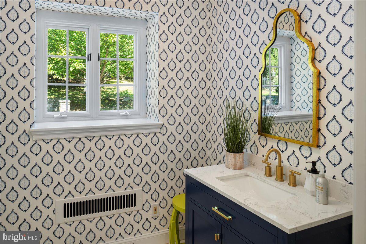 1233 Meadowbank Road Villanova, PA 19085 - Photo 33 of 89