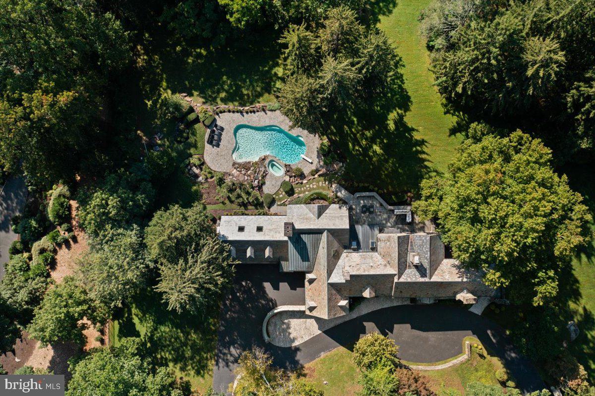 1233 Meadowbank Road Villanova, PA 19085 - Photo 5 of 89