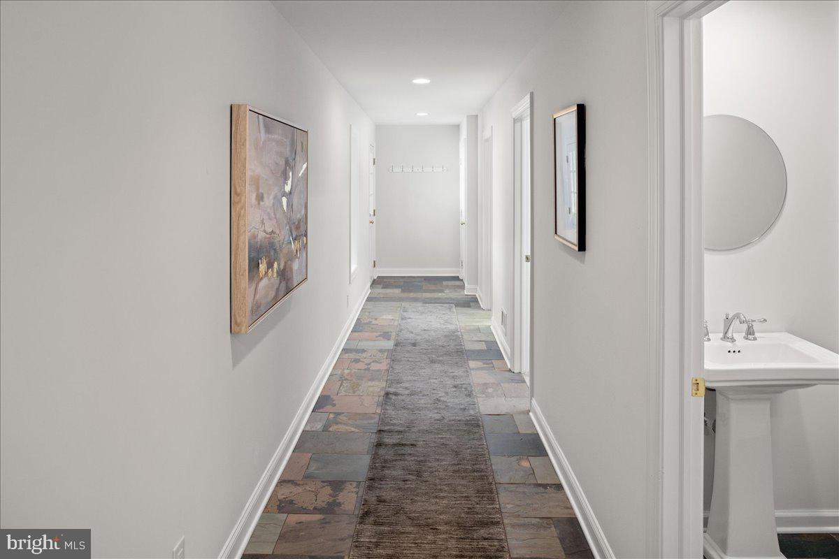 1233 Meadowbank Road Villanova, PA 19085 - Photo 60 of 89