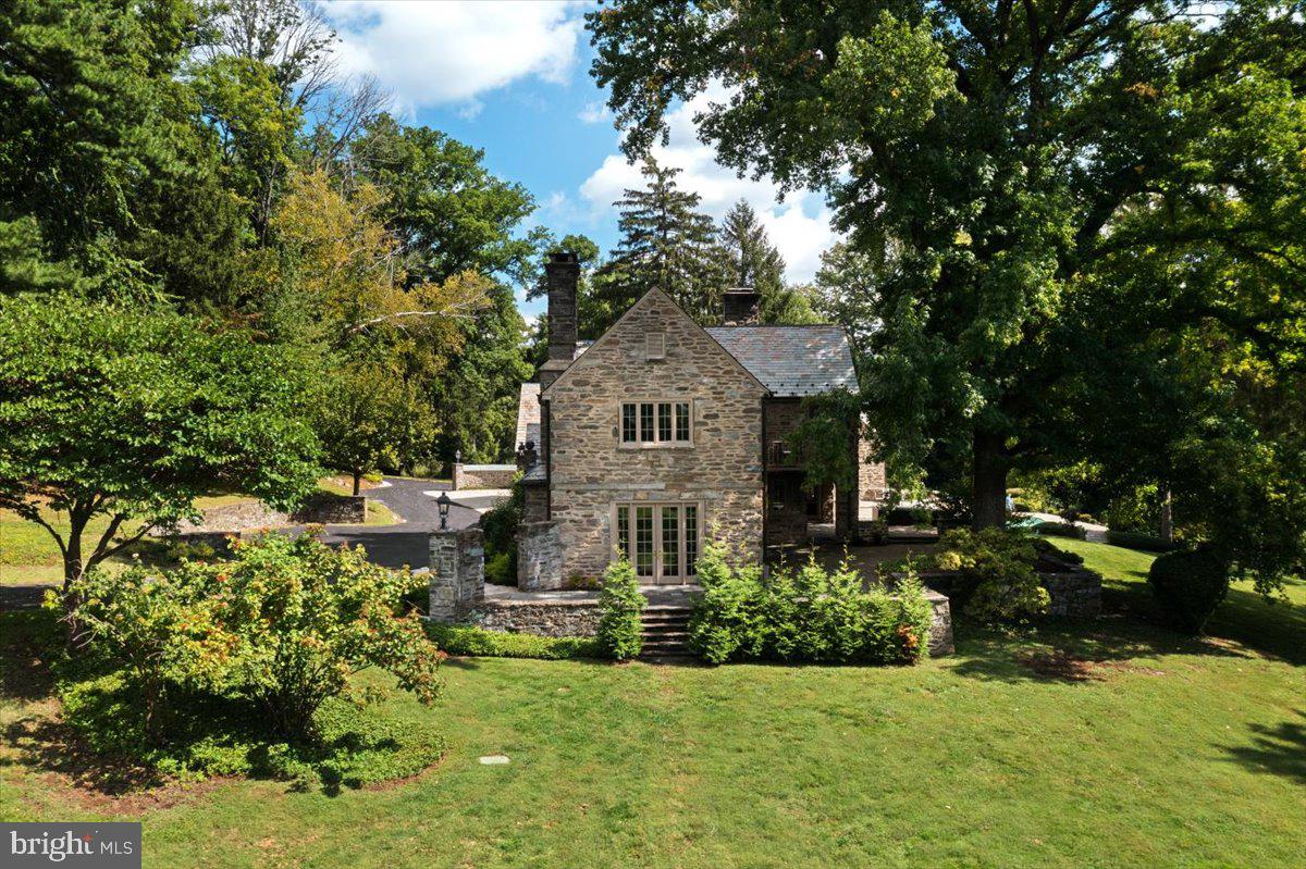 1233 Meadowbank Road Villanova, PA 19085 - Photo 69 of 89