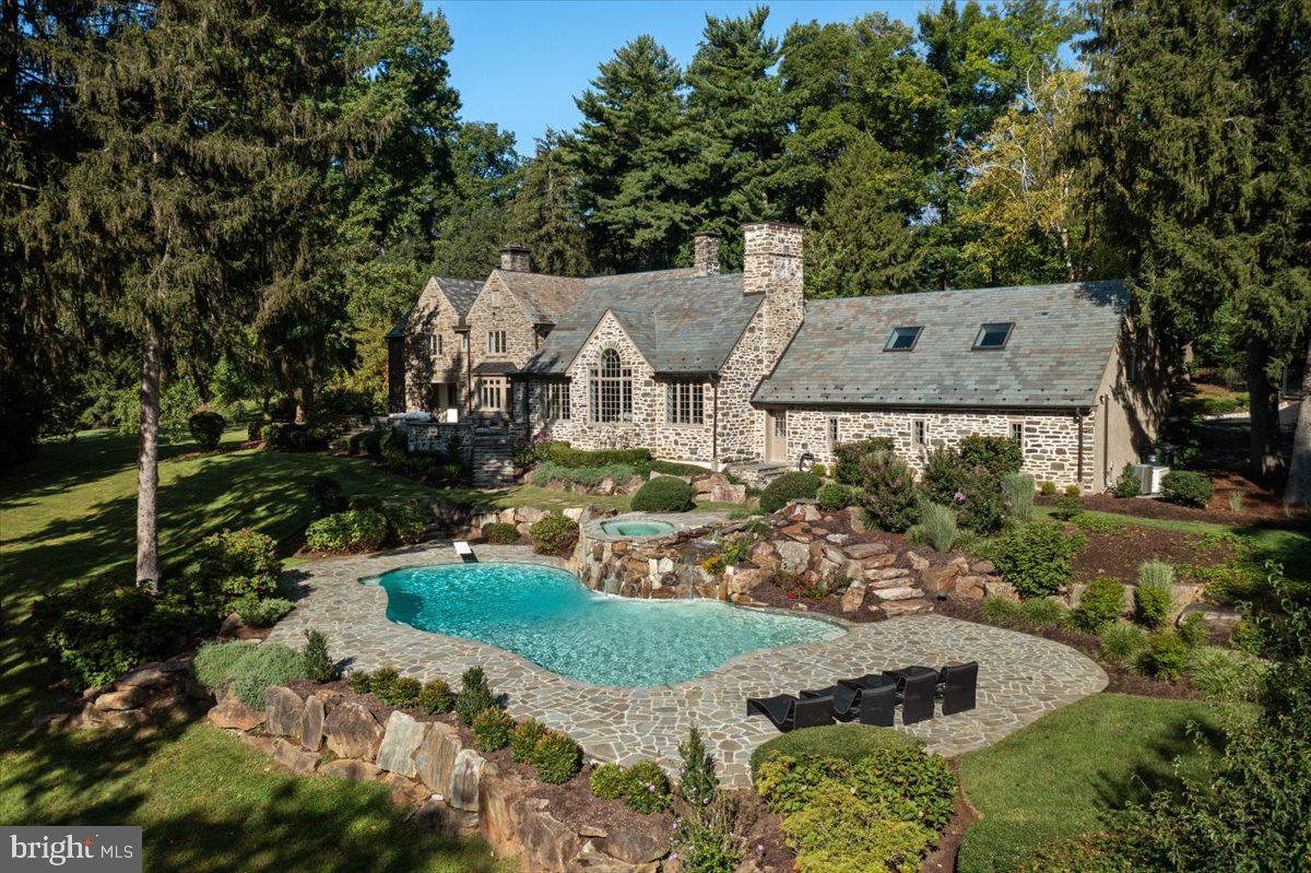 1233 Meadowbank Road Villanova, PA 19085 - Photo 7 of 89