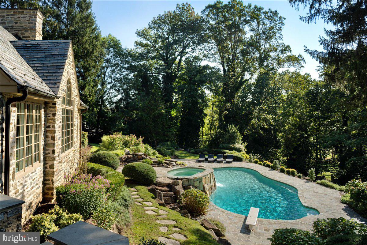 1233 Meadowbank Road Villanova, PA 19085 - Photo 71 of 89